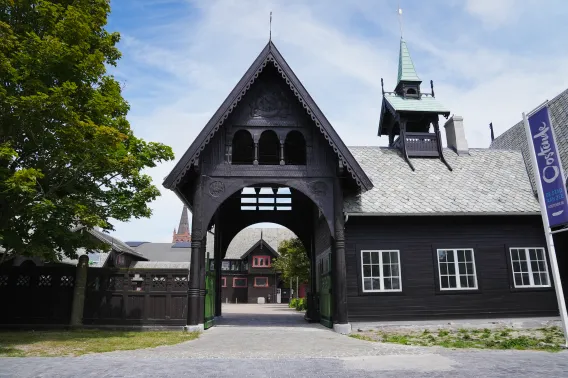 The royal stables from Ostend are protected with DuroGrit. The photo shows the entrance with a tower and side building.