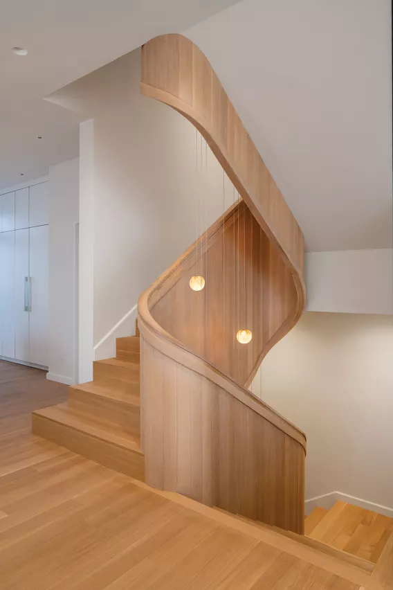 Staircase with a special lighting and balluster