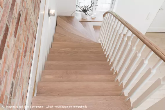 Floating staircase shown from above