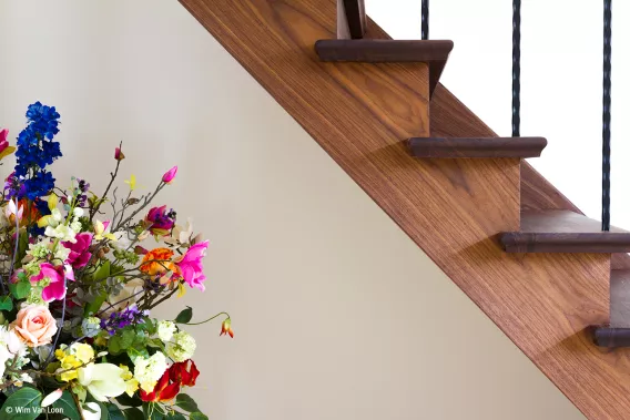 Detail of a staircase with flowers