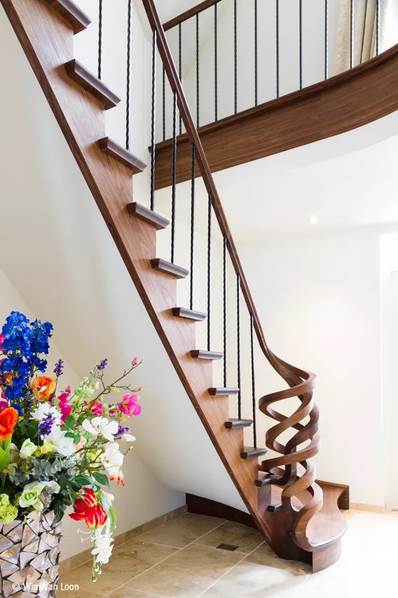 Side of a staircase with special balluster