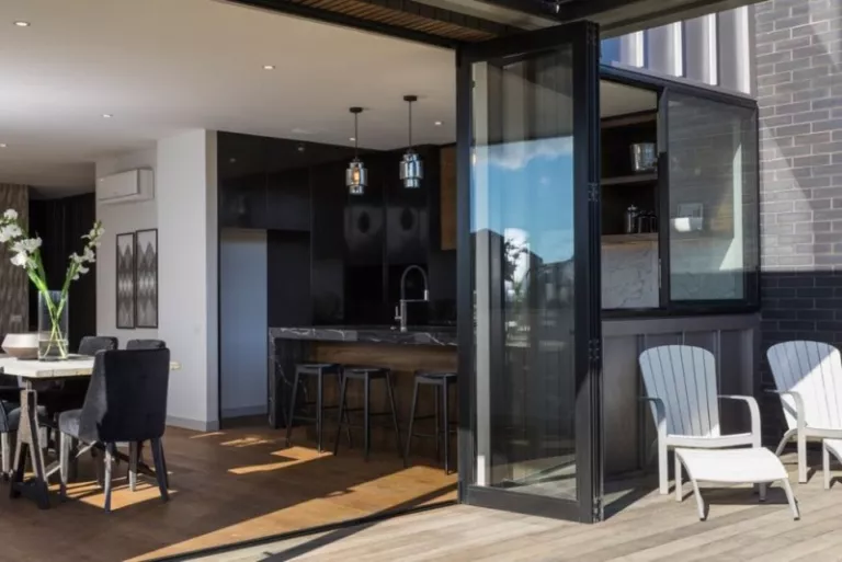 Towai St House