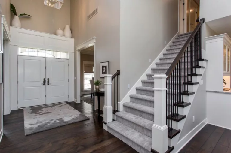 Barnum Floors | Des Moines Home Show